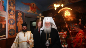 Патриарх Неофит отслужи Света литургия за празника на Св Климент