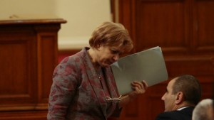 Парламентът задължи и петролните бази да поставят измервателни уреди