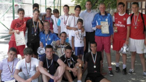 Разложки ученици със спортен приз