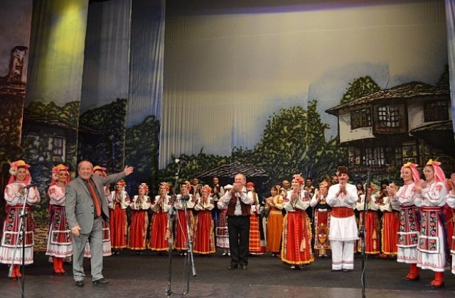 Включиха Румян Занев в енциклопедията на българските хореографи на народни танци