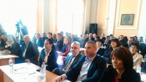 Отпускат пари за кюстендилци в нужда параклис и за добив