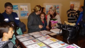 Наградиха победителите в конкурса за детска рисунка на тема Коледа