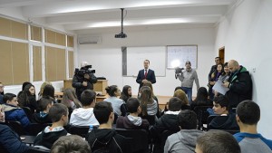 ККаменов се срещна с ученици от ПМГ