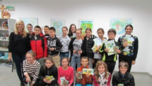 Великотърновски ученици влязоха в час с отпадъците