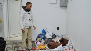 Великотърновци дариха топли дрехи на Защитеното жилище в Пчелище