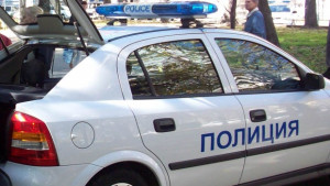 Баща прободе смъртоносно сина си