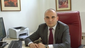 Илхан Кючюк Проблемите на България могат да се поставят в