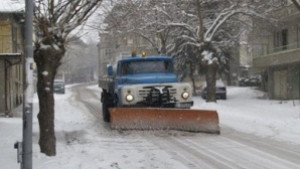 7 машини са ангажирани със зимното почистване на улиците в