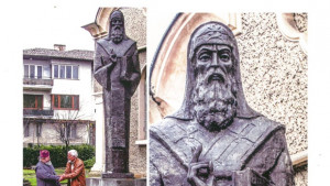 Паметникът на СвКиприян вече се издига във Велико Търново