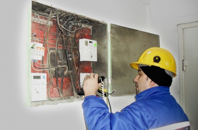 Осъдиха 110 крадци на ток в Североизточна България