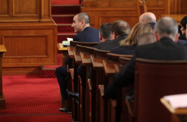 Депутатите започнаха обсъждането на Бюджет 2016