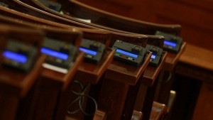 Обезщетението за отглеждане на малко дете остава 340 лв и