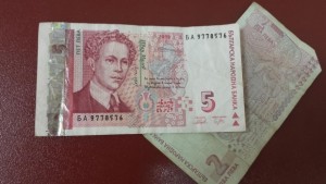 Шофьор опитал да подкупи полицаи остава в ареста