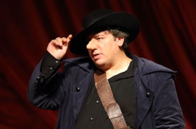 Театърът ще се състезава за Икар и Аскеер със Сирано дьо Бержерак