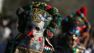 ЮНЕСКО призна пернишките сурвакари за световна ценност