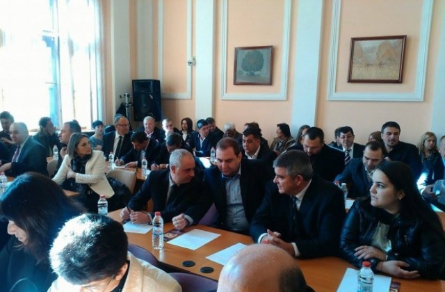 Съветниците в Кюстендил си гласуват заплати от 1 ст.