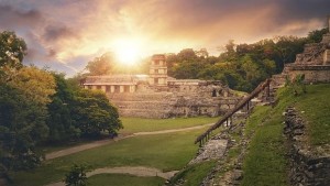 Тунел със зловещи дарове може да води към гробница на