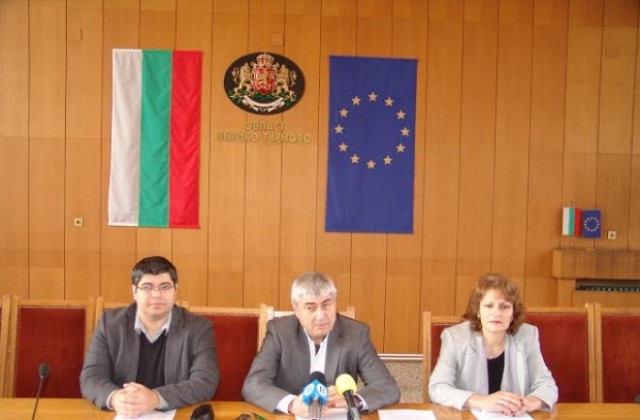 Множество критични моменти белязаха първата година от мандата на областния управител