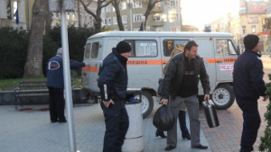 Откриха труп в локва кръв в центъра на Варна