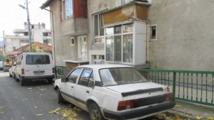 Община Смолян стартира акция по премахването на стари автомобили