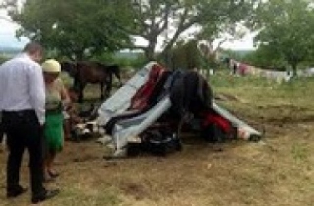 Шест институции провериха катун край Дебелец