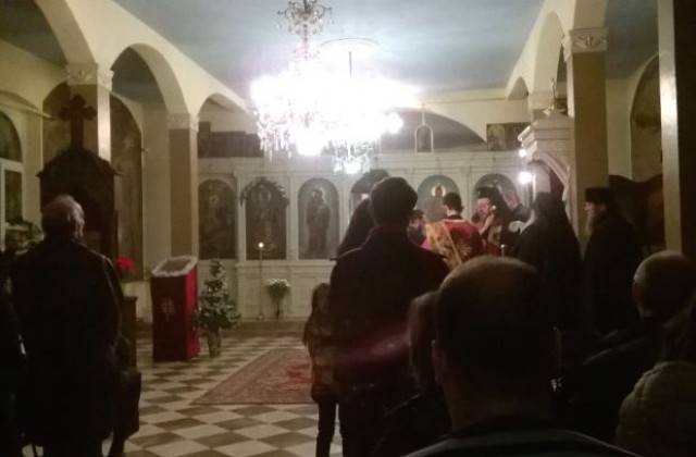 Никулден е!Частица от мощите на Св. Николай идва в Русе