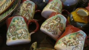 Руски майсторки показват уникални сувенири на коледния базар в Елена