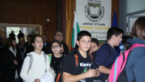 За седем минути евакуираха училище с тренировъчна цел