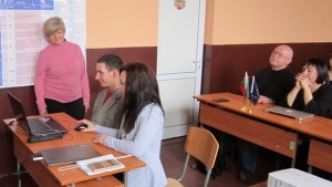 Уникално В Червен бряг деца с увреждания ще управляват компютър