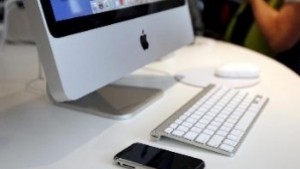 Прокуратурата повдигна обвинение на полицай за разпространение на порно