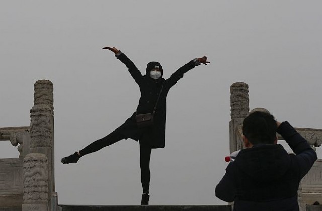 Смогът над Пекин се разпръсна, властите отмениха червения код