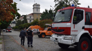 Крадци на кабели предизвикаха пожар в съоръжения на ЧЕЗ