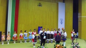 Фондация Етническа хармония кани на празничен Коледен концерт