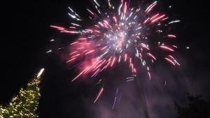 Забраниха хвърлянето на пиратки нощем до Нова година