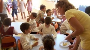 Четири деца са заразени със салмонела в Сливен