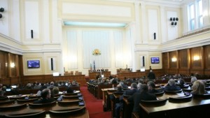 НС одобри да се въведат тол такса за камионите и