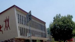 Спортният министър обещал финансиране за проекти за ремонт на стадион