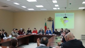 Изграждат центрове за възрастни в 6 общини в областта