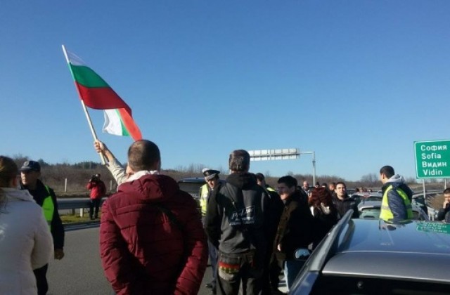 Бойко Борисов и Лиляна Павлова подминаха протеста на АМ „Струма край Дупница
