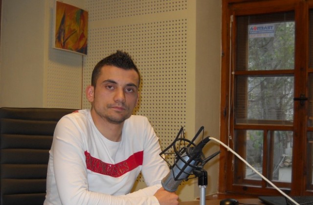 Варненци с благородна кауза – събират капачки в помощ на недоносени бебета