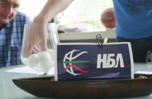 Ясни съдиите на „Спартак” Пл - „Черно море” порт Варна