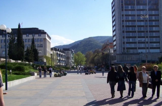 Увеличава се събираемостта на местните данъци в Асеновград