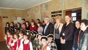 Областна администрация В Търново посрещна коледари