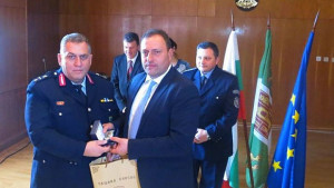 Наши и чужди полицаи охраняват зимния курорт