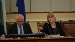 Прекратяват служебно регистрацията на коли без Гражданска отговорност