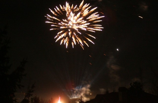 От 0,50 ст. до 100 лв. вървят пиротехническите изделия