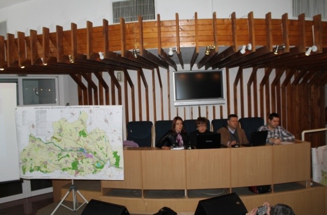 В община Димитровград чакат писмени забележки по проекта за ОУП