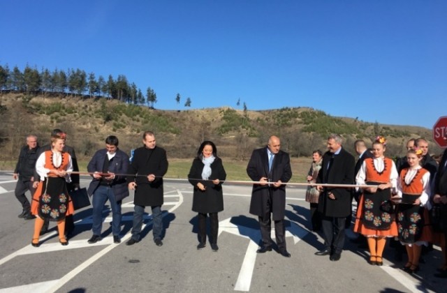 Над 40 км пътища са ремонтирани през годината в Смолянско