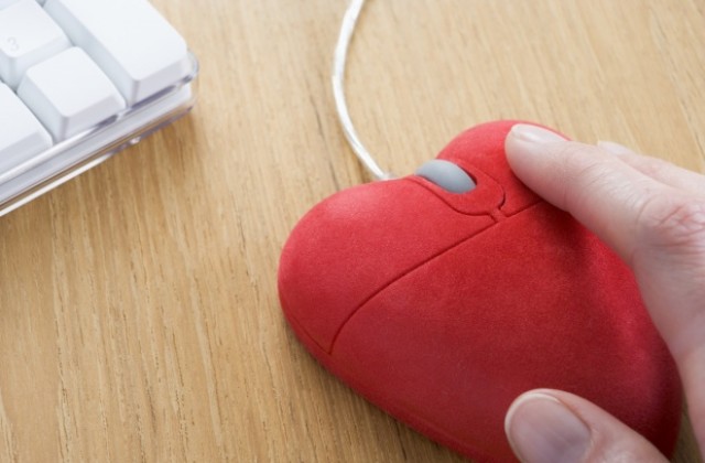 Мишката на компютъра показва настроението на човека