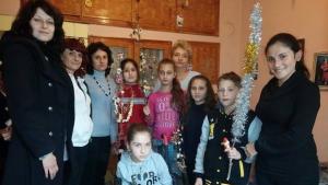 Жени ГЕРБ Левски дариха празник на деца и пенсионери